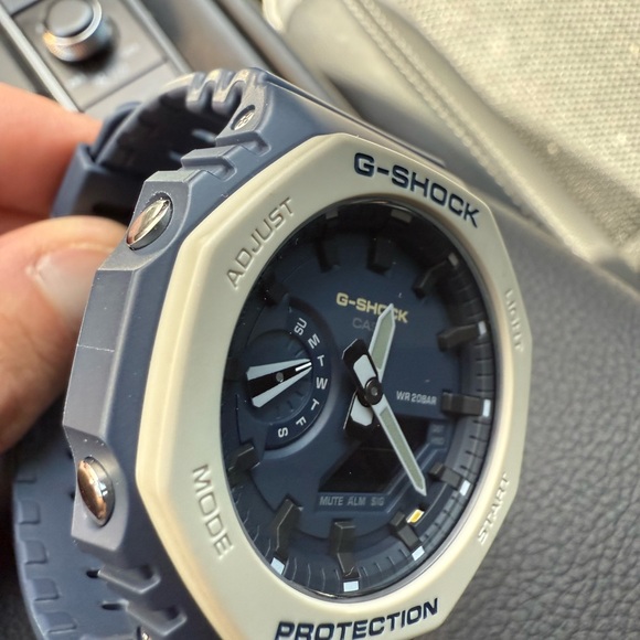 Casio G-Shock “Casioak” Navy GA2110ET - Picture 5 of 7